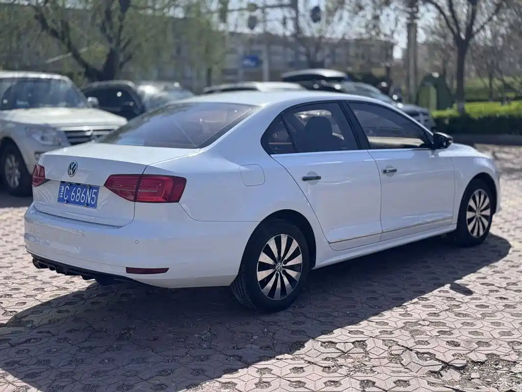 Volkswagen Sagitar 2017 230TSI Automatic Comfort
