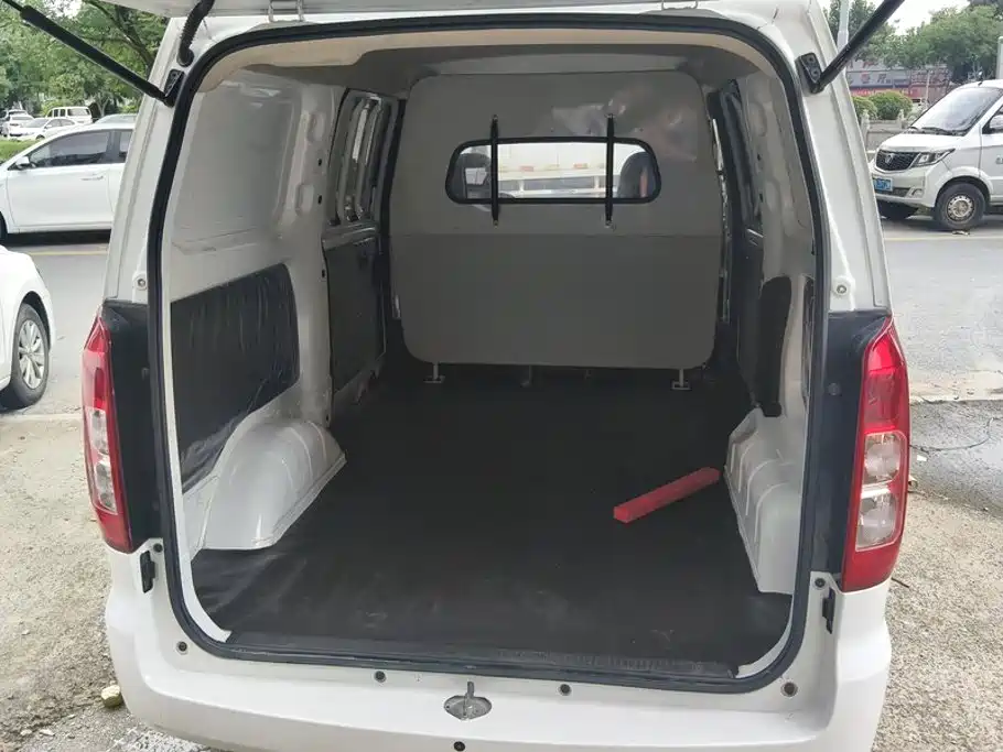 Wuling Motors Wuling Hongguang V 2022 1.5L Power Take Edition Enclosed Van Electric Power Steering LAR