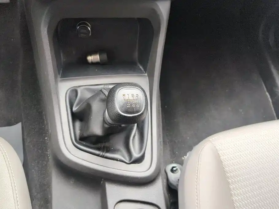 Wuling Motors Wuling Hongguang V 2022 1.5L Power Take Edition Enclosed Van Electric Power Steering LAR