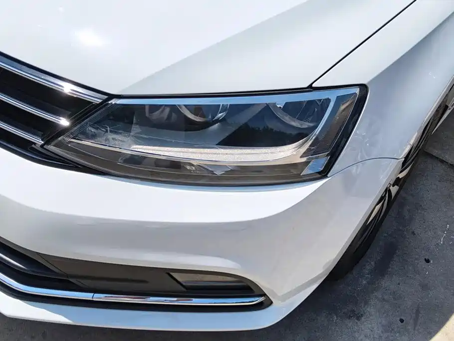 Volkswagen Sagitar 2017 1.6L Automatic Comfort