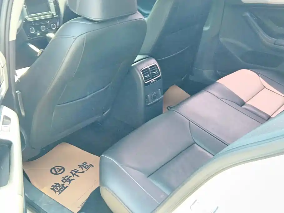 Volkswagen Sagitar 2017 1.6L Automatic Comfort