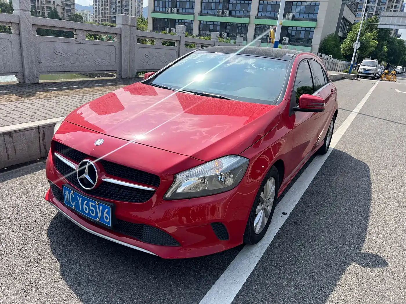 Mercedes-Benz Mercedes-Benz A-Class (Import) 2016 A 180