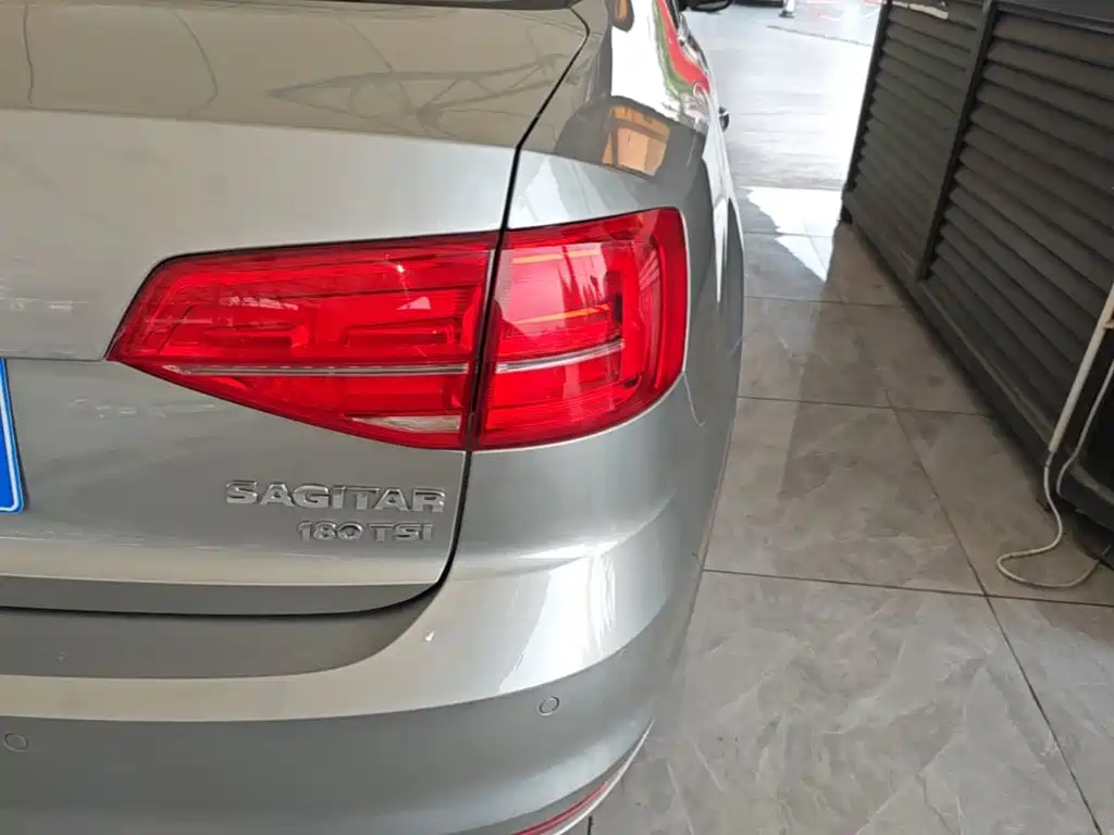 Volkswagen Sagitar 2017 180TSI Auto Exclusive Edition