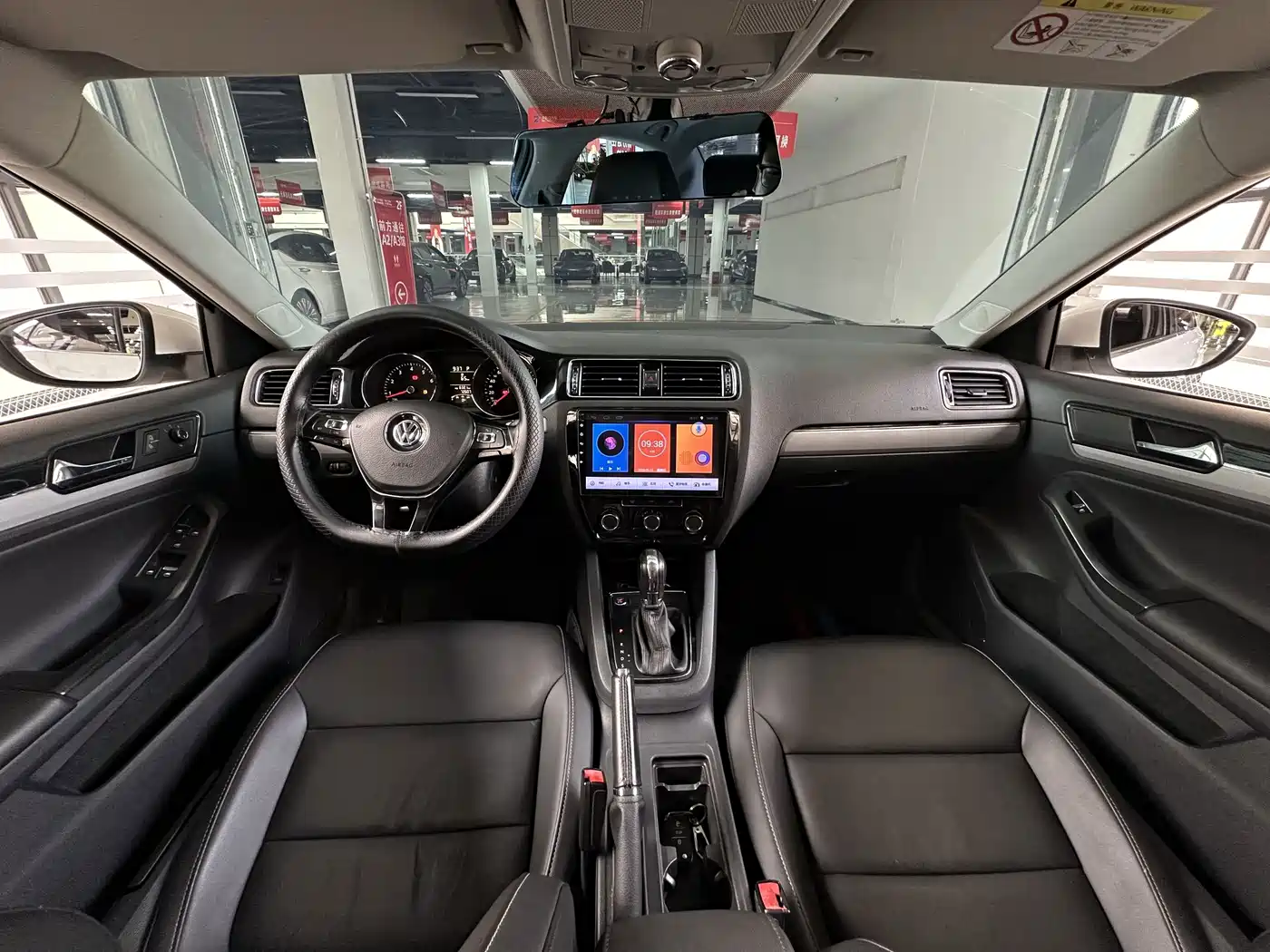 Volkswagen Sagitar 2018 1.6L Automatic Comfort