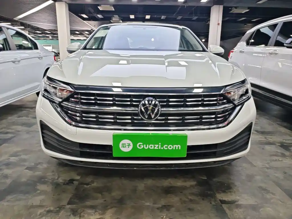 Volkswagen Sagitar 2025 Model Year Facelift 200TSI DSG Soaring Edition