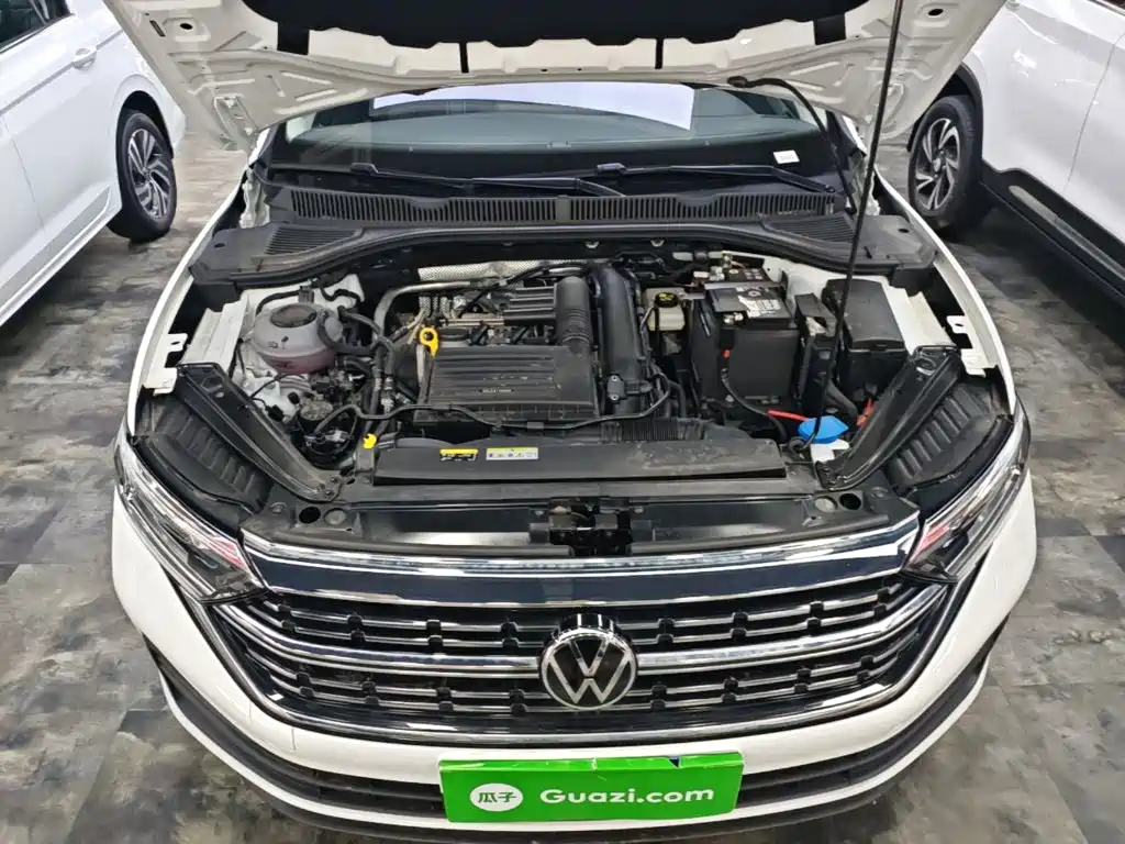 Volkswagen Sagitar 2025 Model Year Facelift 200TSI DSG Soaring Edition