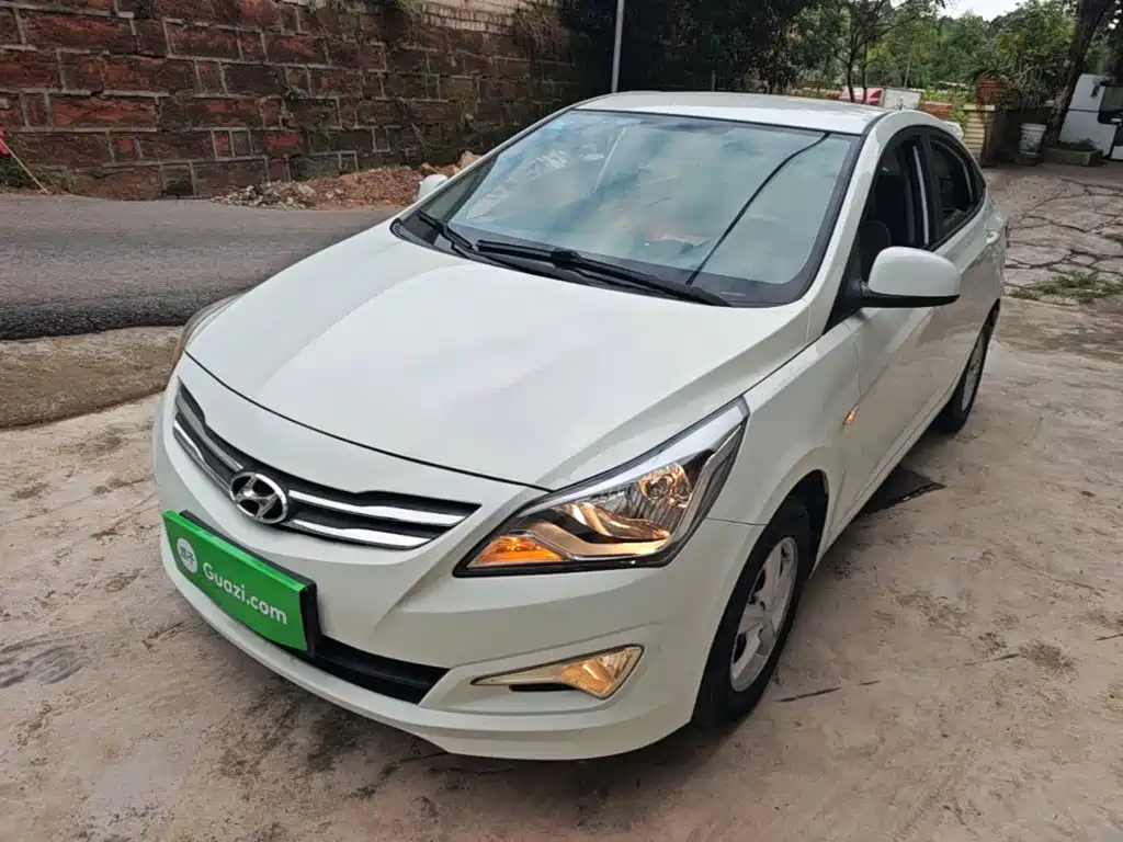 Hyundai Verna 2014 1.4L Automatic Smart GLS