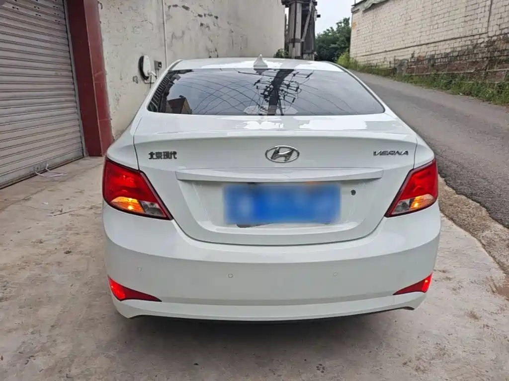 Hyundai Verna 2014 1.4L Automatic Smart GLS