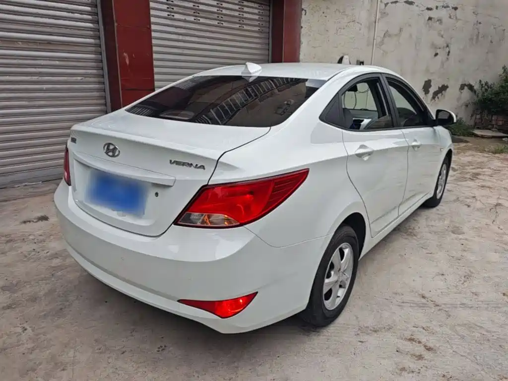 Hyundai Verna 2014 1.4L Automatic Smart GLS