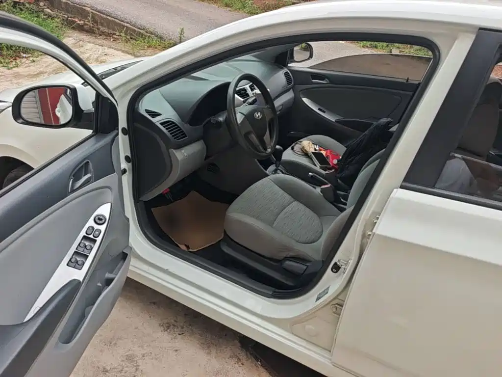 Hyundai Verna 2014 1.4L Automatic Smart GLS