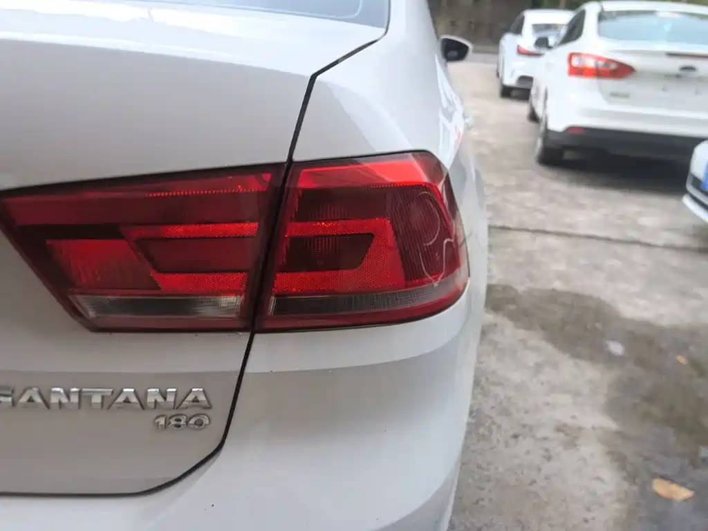 Volkswagen Santana 2015 1.6L Manual Comfort Edition