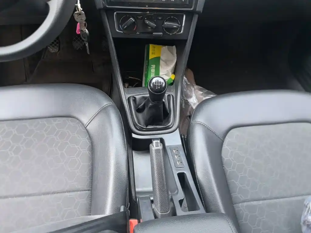 Volkswagen Santana 2015 1.6L Manual Comfort Edition
