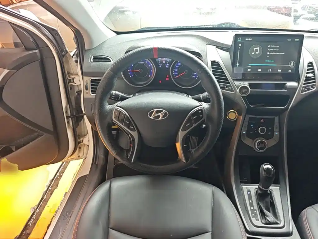 Hyundai Langdong 2016 1.6L Automatic Smart Edition