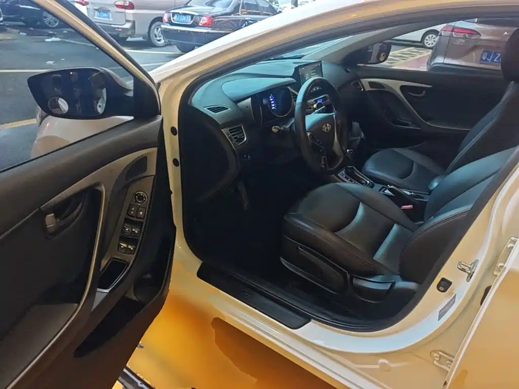 Hyundai Langdong 2016 1.6L Automatic Smart Edition