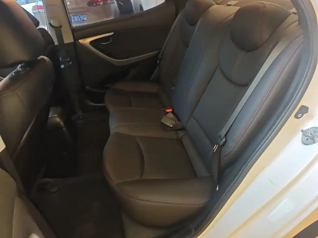 Hyundai Langdong 2016 1.6L Automatic Smart Edition