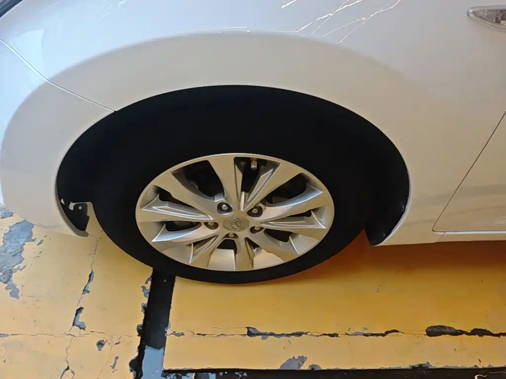 Hyundai Langdong 2016 1.6L Automatic Smart Edition