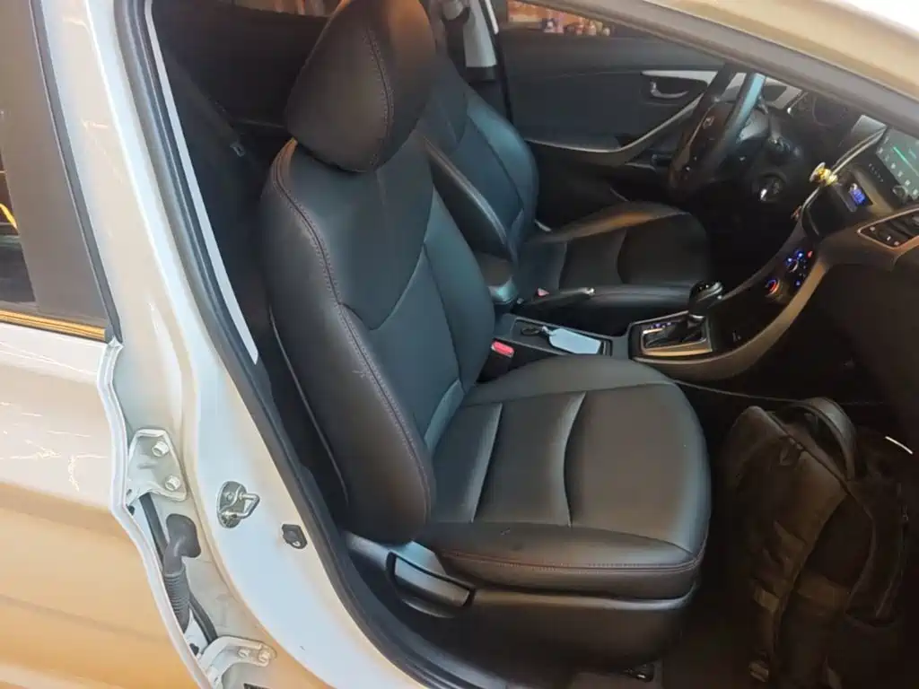 Hyundai Langdong 2016 1.6L Automatic Smart Edition