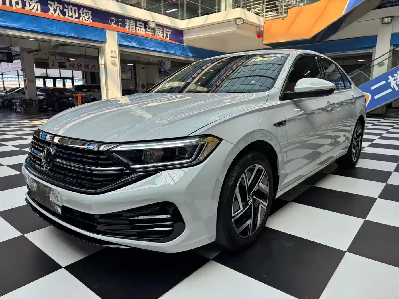 Volkswagen Sagitar 2023 Model Year 280TSI DSG Surpass Edition