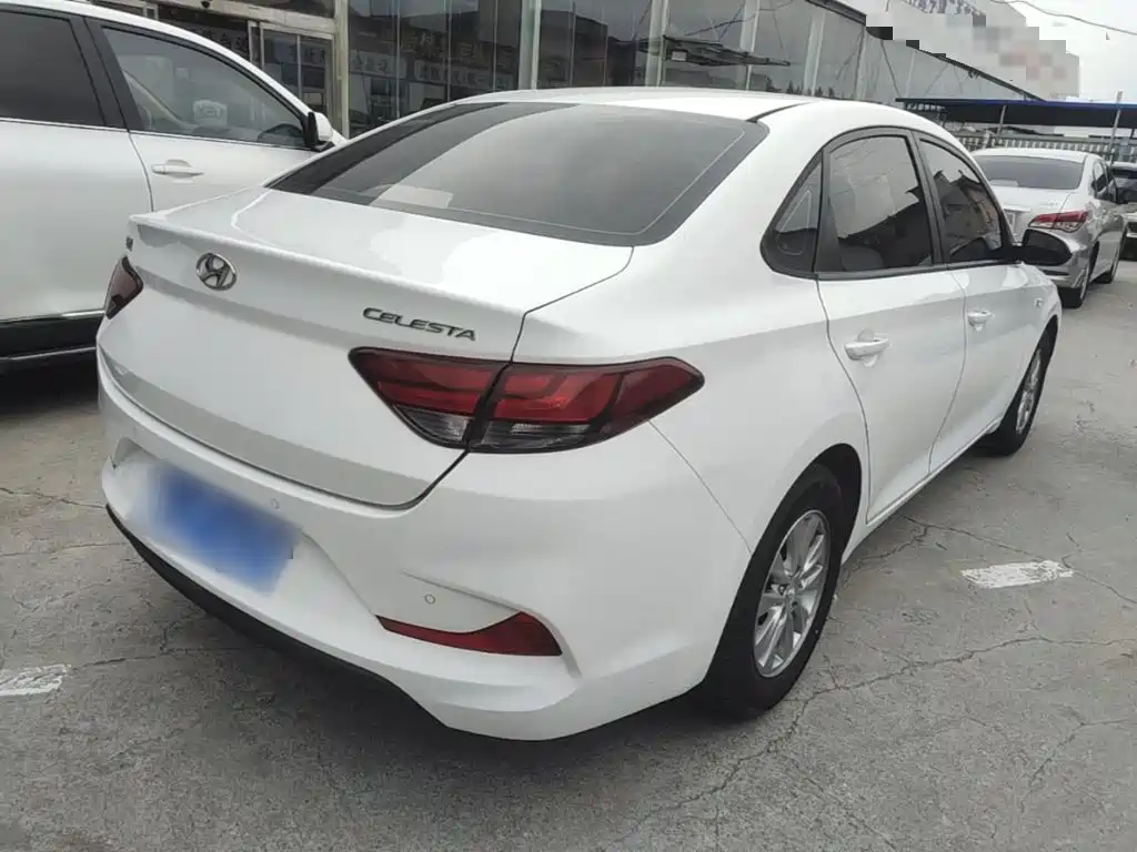 Hyundai Elantra 2017 1.6L Manual GLS Value Edition