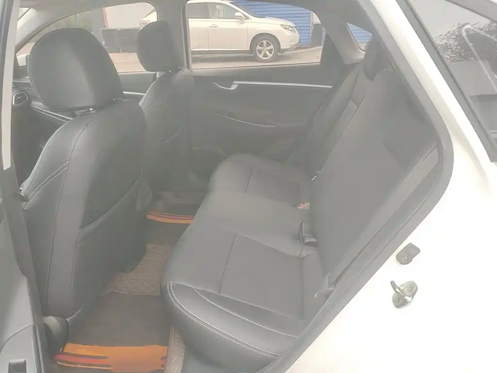 Hyundai Elantra 2017 1.6L Manual GLS Value Edition