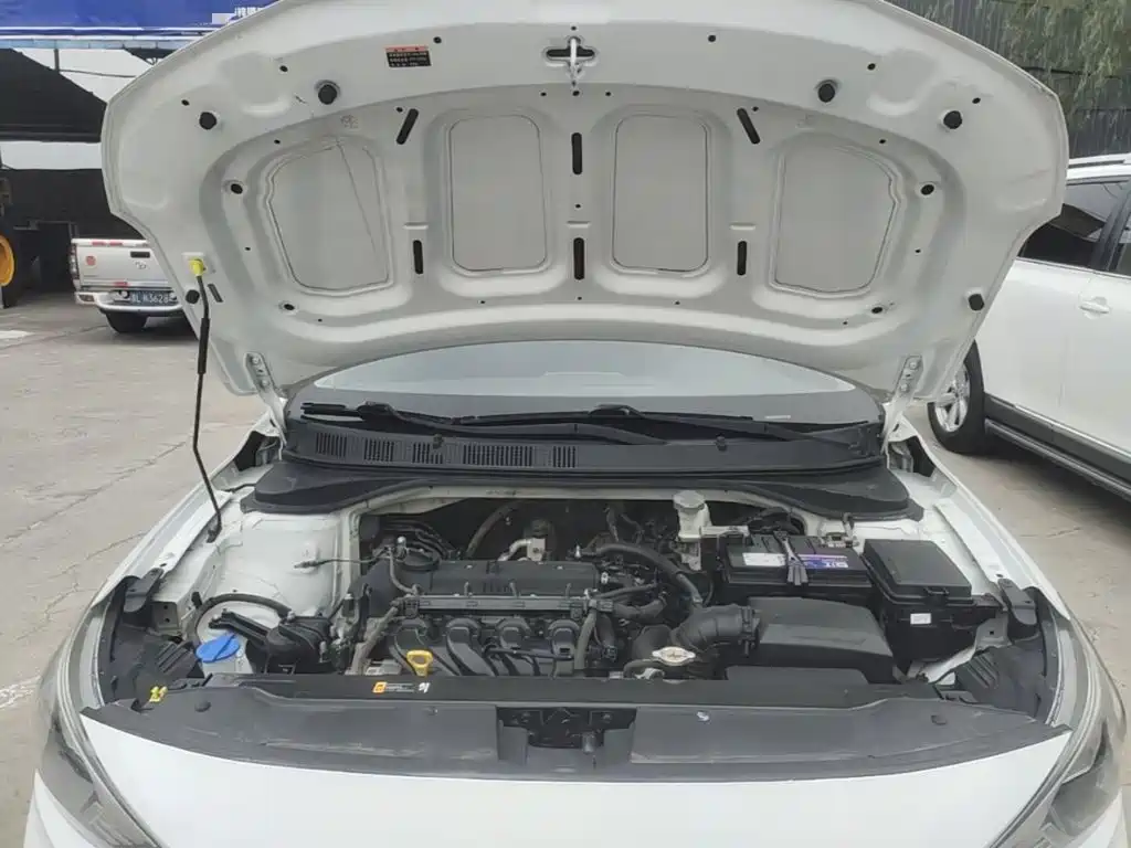 Hyundai Elantra 2017 1.6L Manual GLS Value Edition