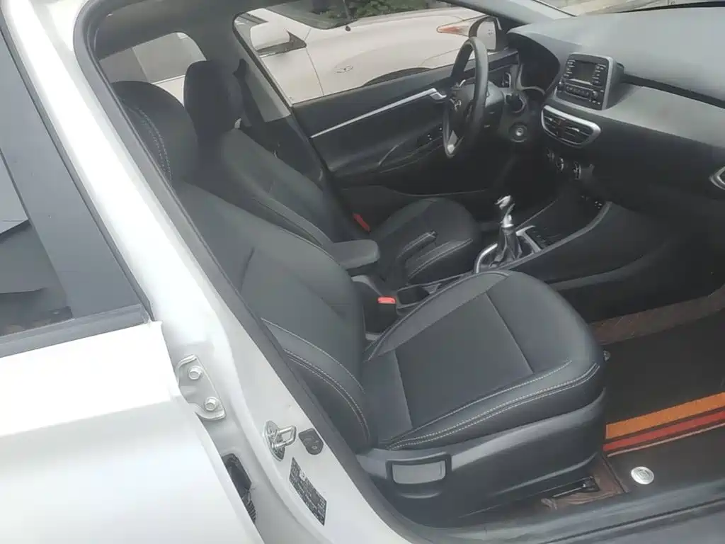 Hyundai Elantra 2017 1.6L Manual GLS Value Edition