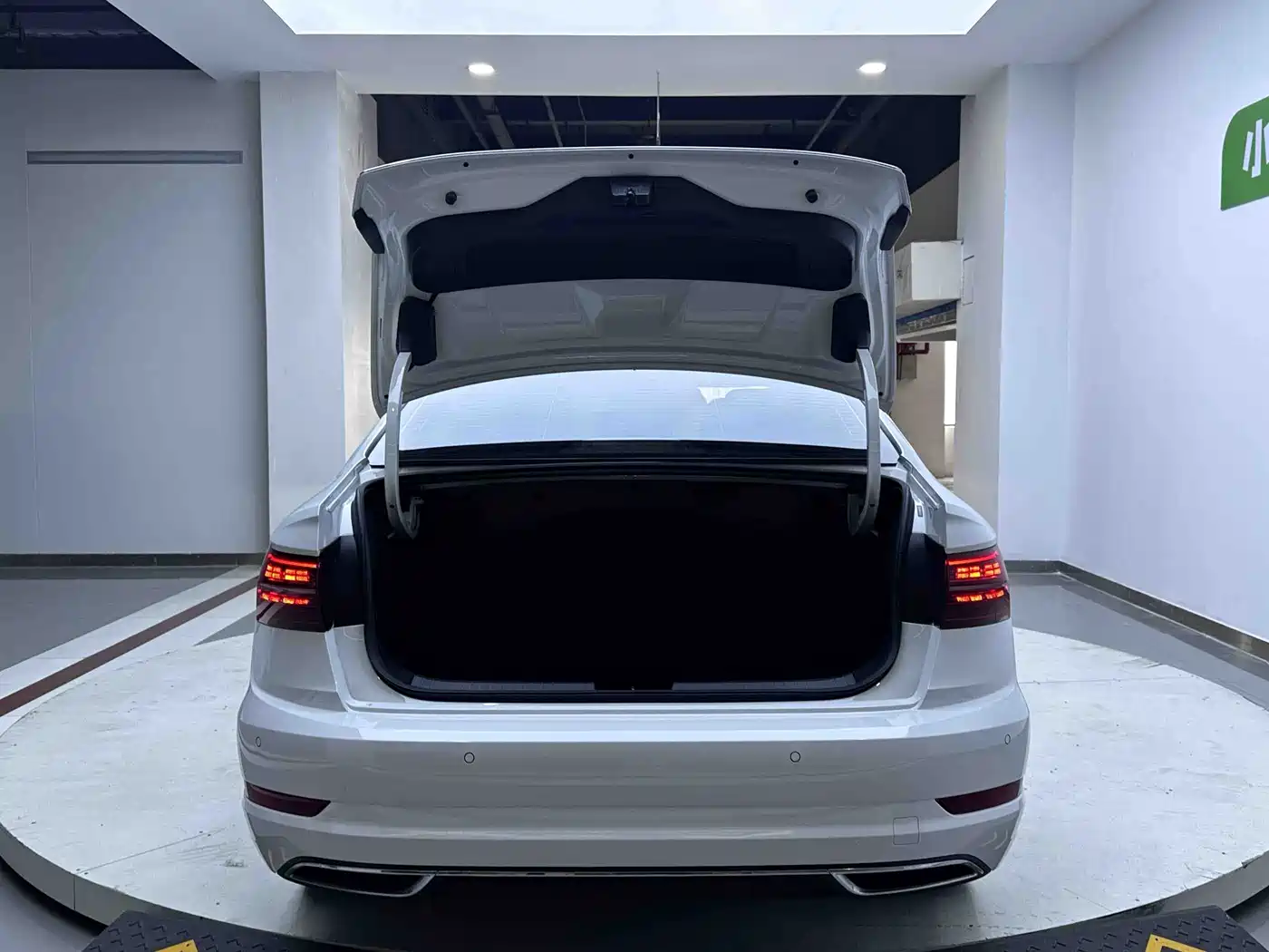 Volkswagen Sagitar 2022 280TSI DSG Excellence Edition