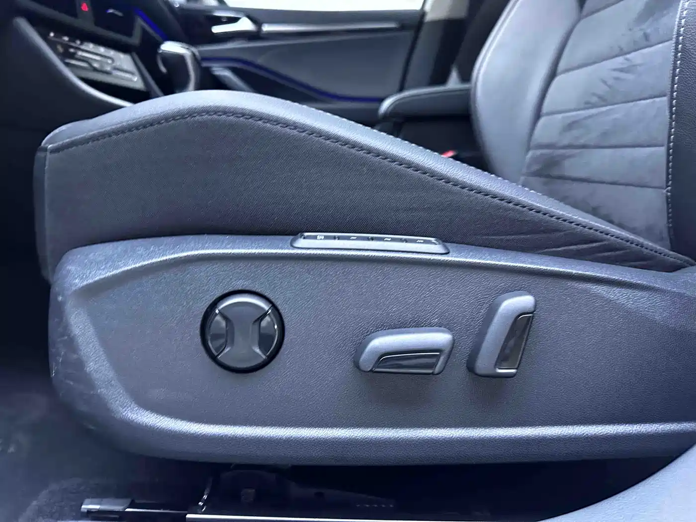 Volkswagen Sagitar 2022 280TSI DSG Excellence Edition