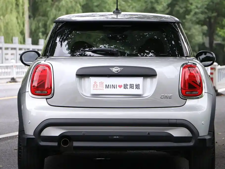 MINI MINI 2023 1.5T ONE