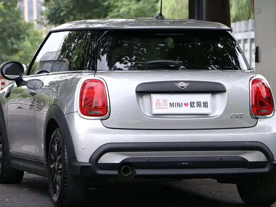 MINI MINI 2023 1.5T ONE