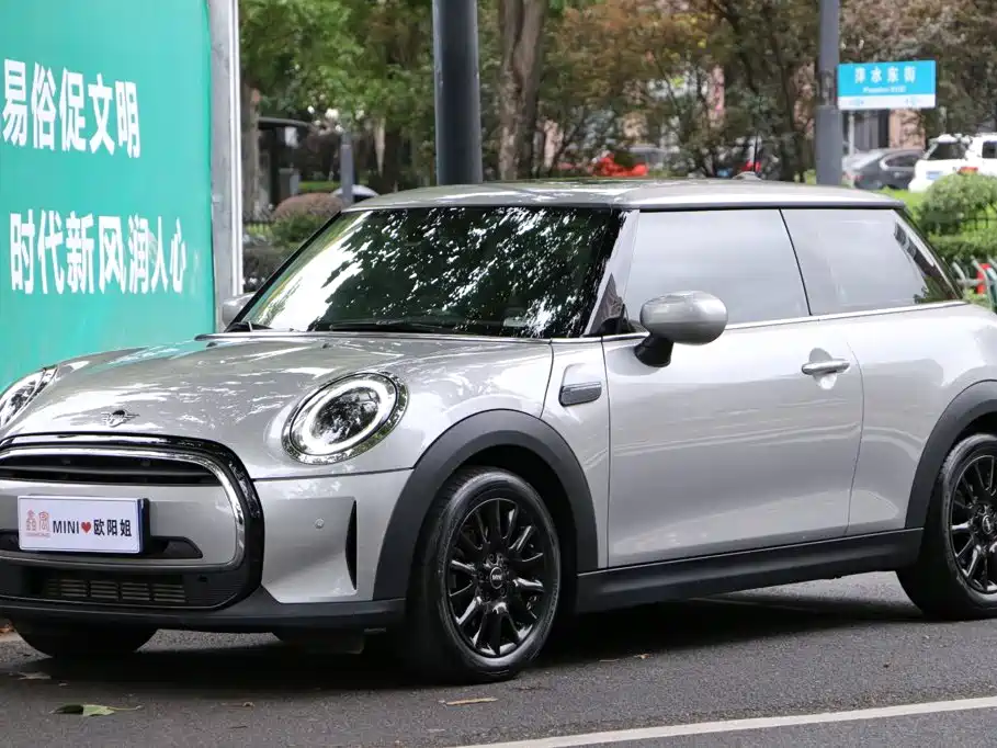 MINI MINI 2023 1.5T ONE