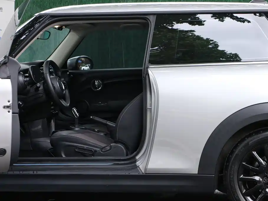 MINI MINI 2023 1.5T ONE