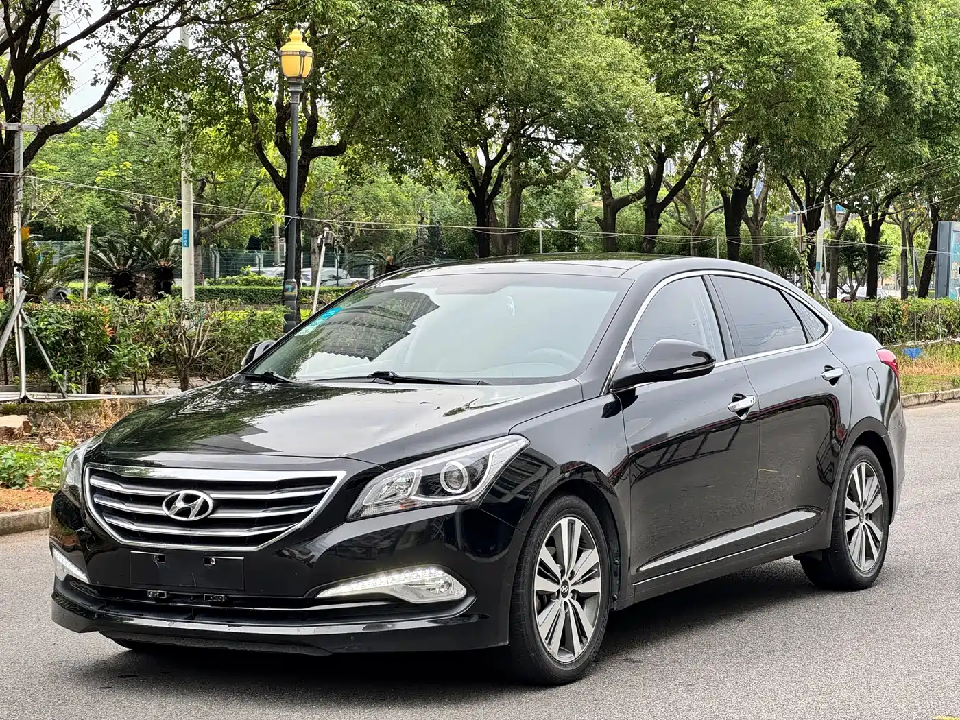 Hyundai Mistra 2016 1.8L Automatic Smart GLS