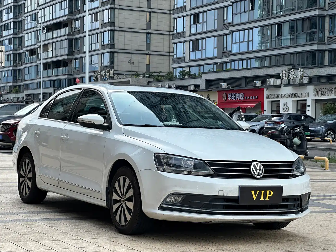 Volkswagen Sagitar 2018 1.6L Automatic Comfort