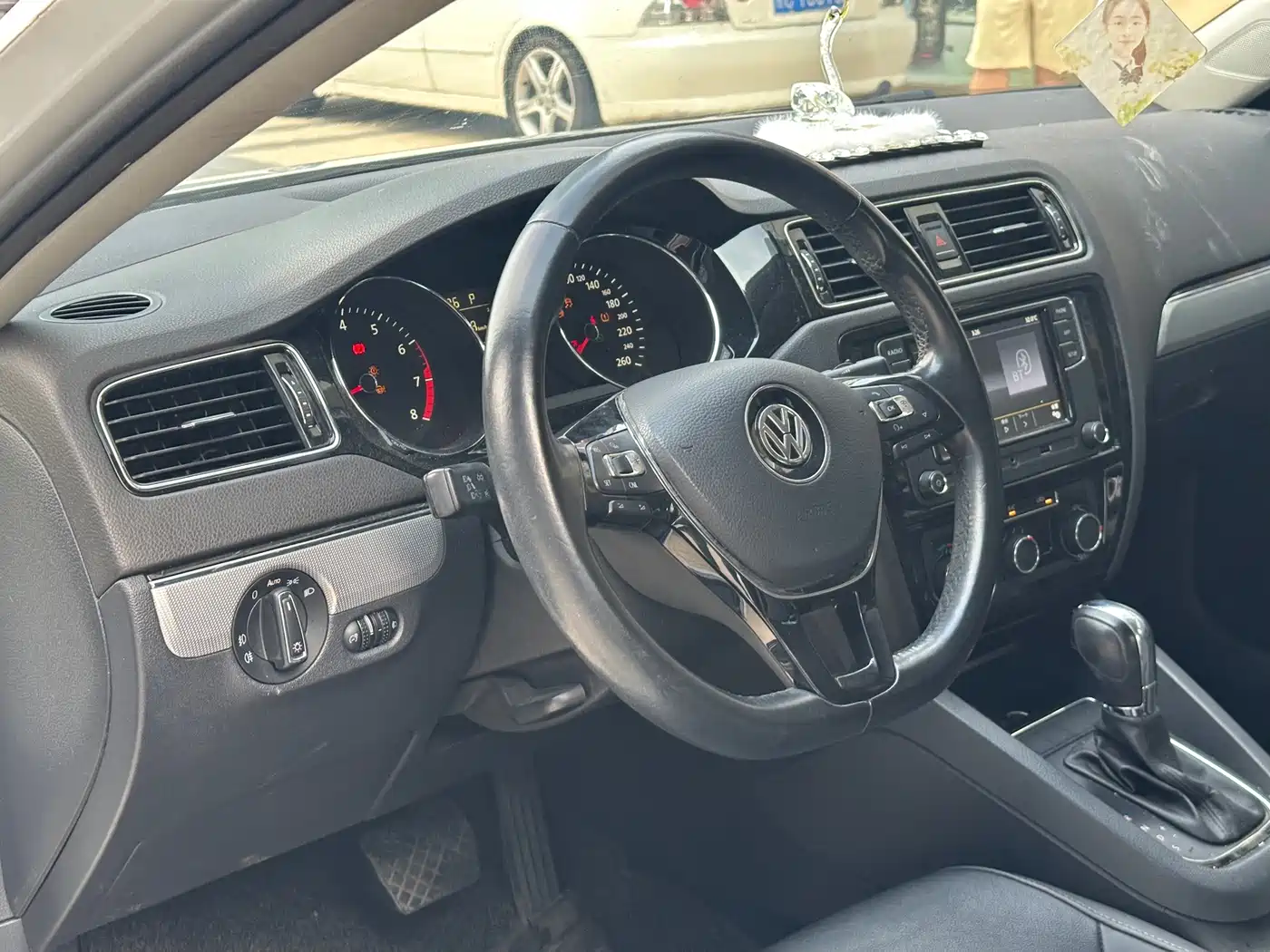 Volkswagen Sagitar 2018 1.6L Automatic Comfort