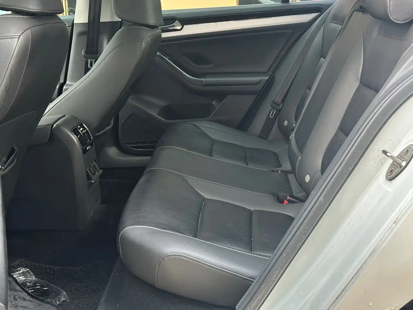 Volkswagen Sagitar 2018 1.6L Automatic Comfort