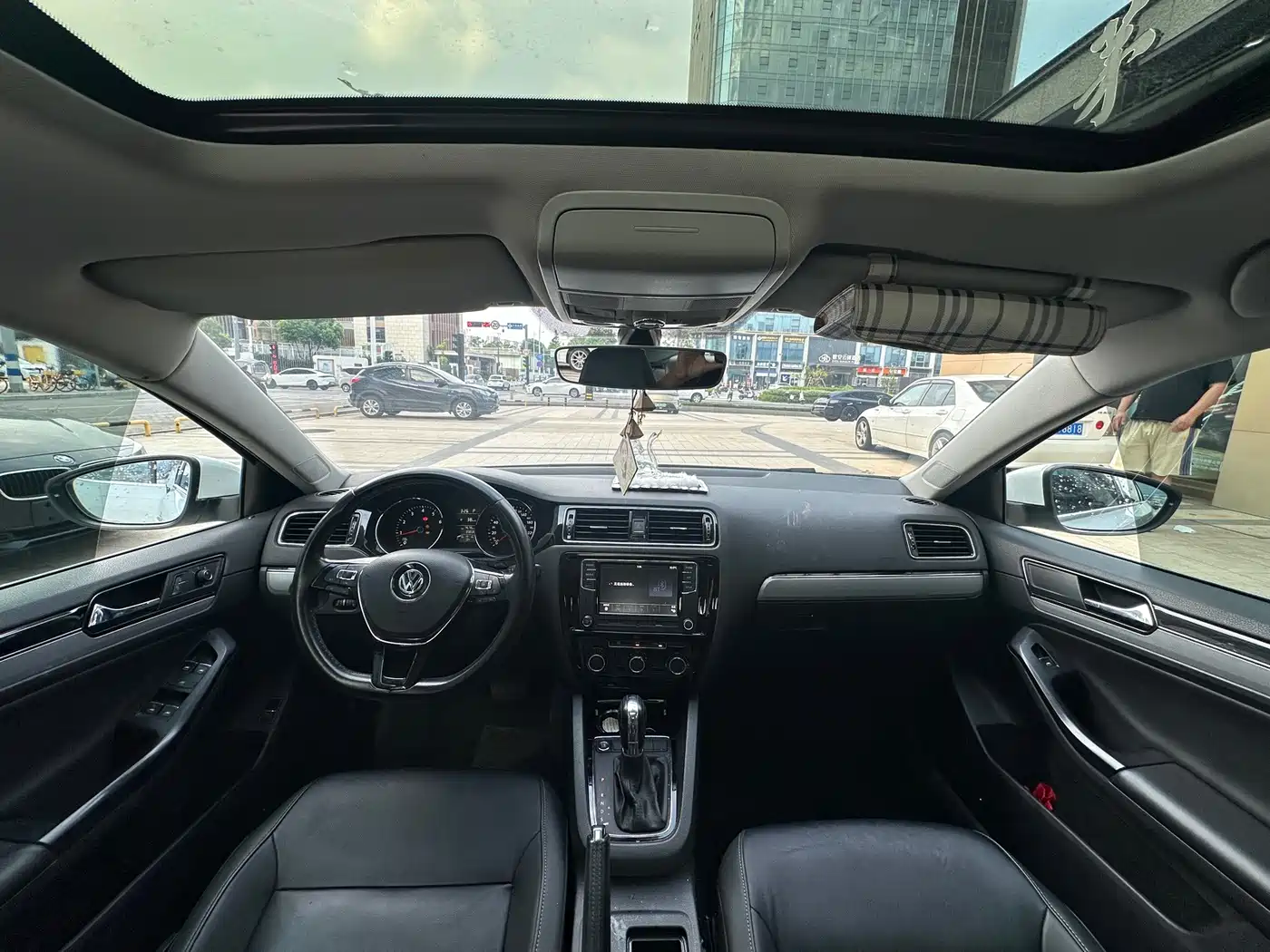 Volkswagen Sagitar 2018 1.6L Automatic Comfort