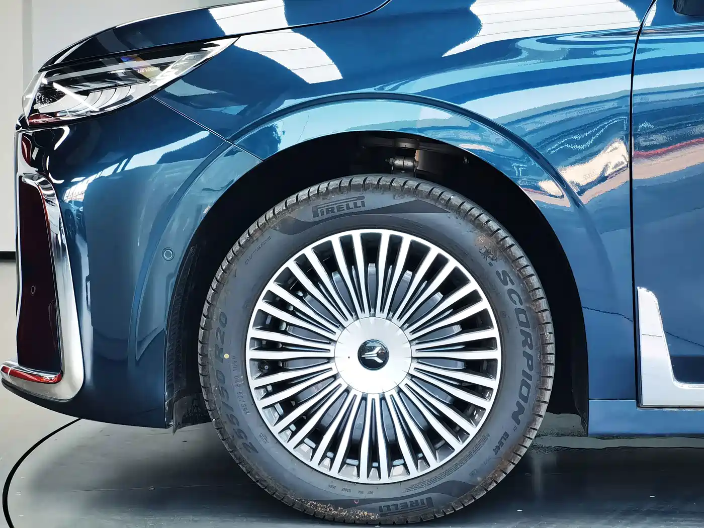 Voyah Auto Voyah Dreamer 2025 PHEV AWD Flagship Kunpeng Edition