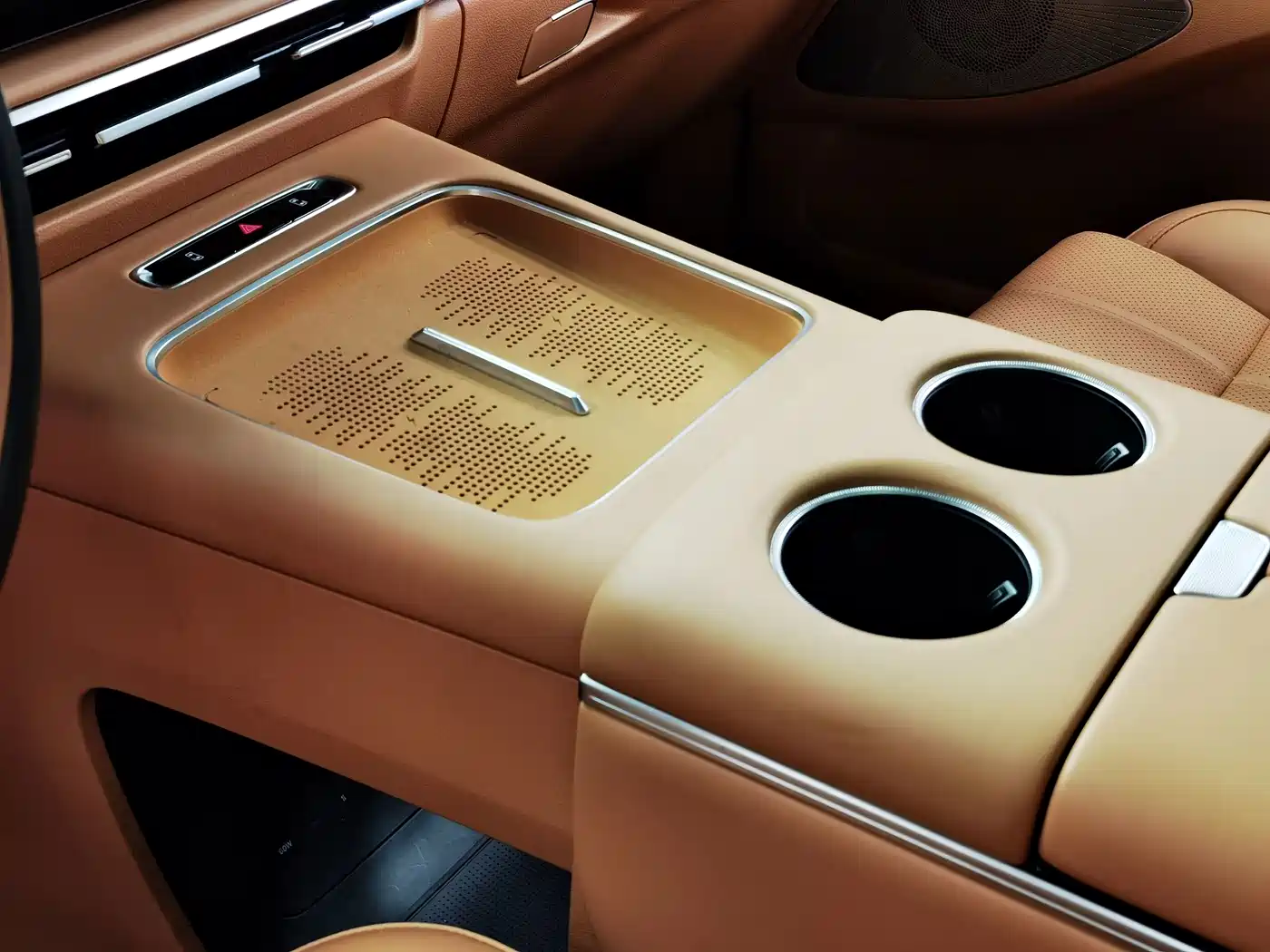 Voyah Auto Voyah Dreamer 2025 PHEV AWD Flagship Kunpeng Edition