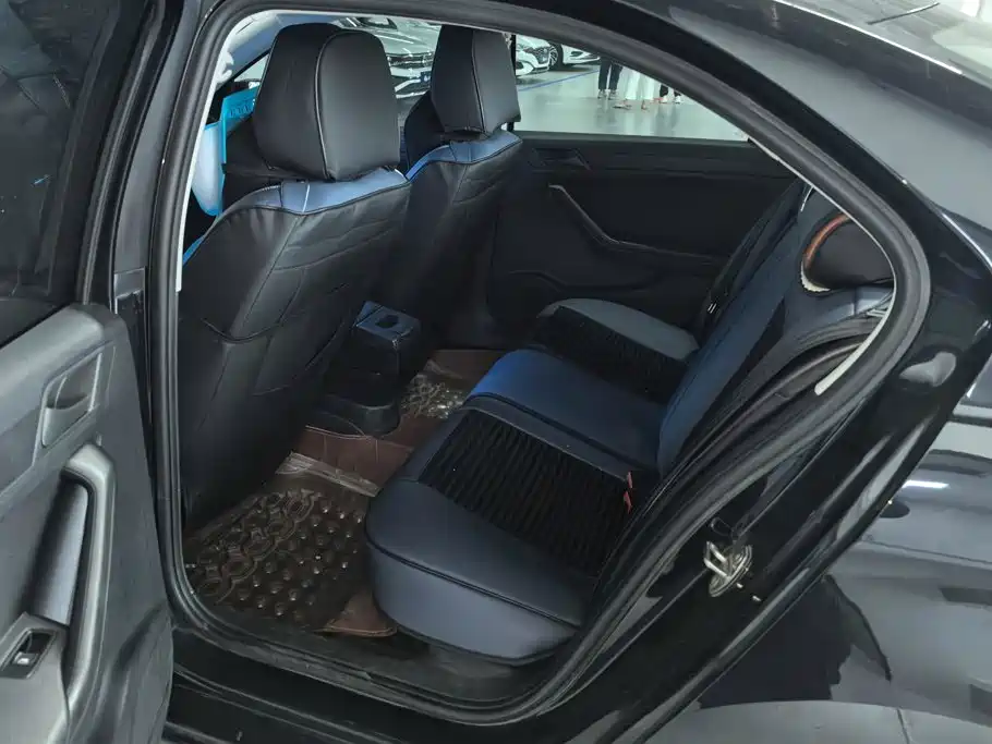 Volkswagen Jetta 2015 Quality Edition 1.4L Manual Fashion