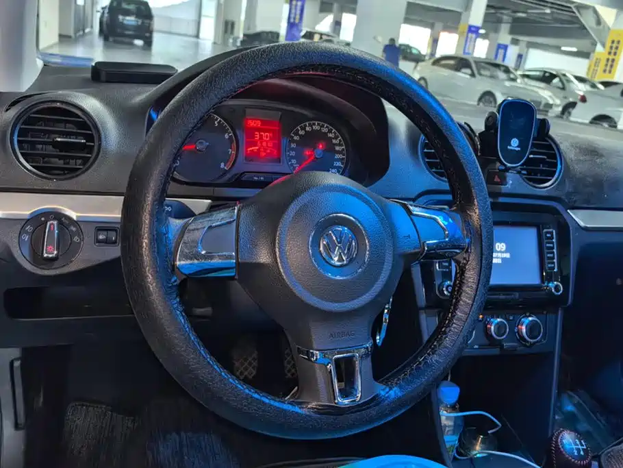 Volkswagen Jetta 2015 Quality Edition 1.4L Manual Fashion