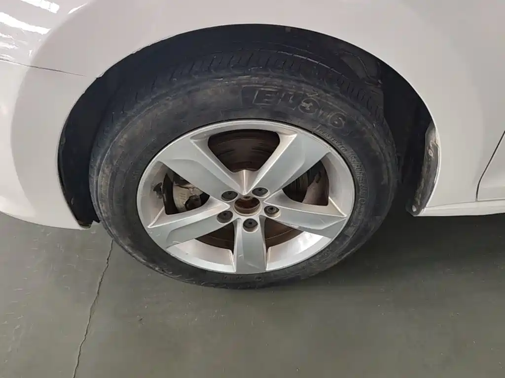 Volkswagen Santana 2015 1.6L Manual Comfort Edition
