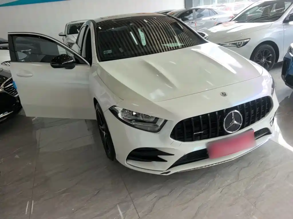 Mercedes-Benz Mercedes-Benz A-Class 2022 A 180 L Sport Sedan