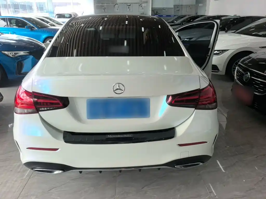 Mercedes-Benz Mercedes-Benz A-Class 2022 A 180 L Sport Sedan