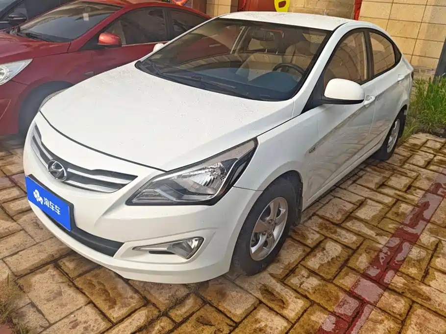 Hyundai Verna 2014 1.4L Manual Smart GLS