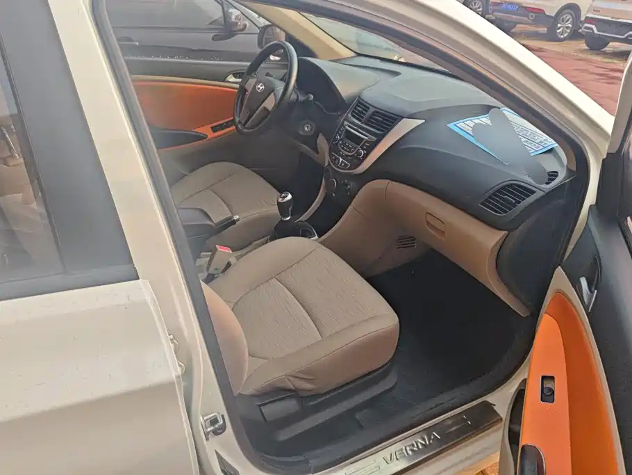 Hyundai Verna 2014 1.4L Manual Smart GLS