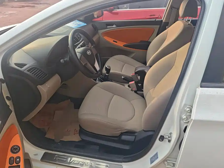 Hyundai Verna 2014 1.4L Manual Smart GLS