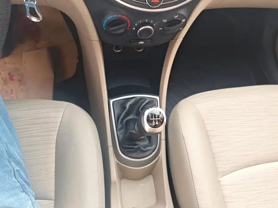 Hyundai Verna 2014 1.4L Manual Smart GLS