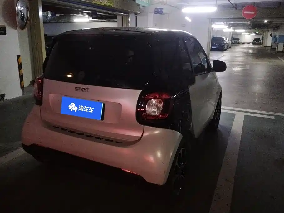 smart smart fortwo 2015 1.0L 52kW Hardtop Passion Edition