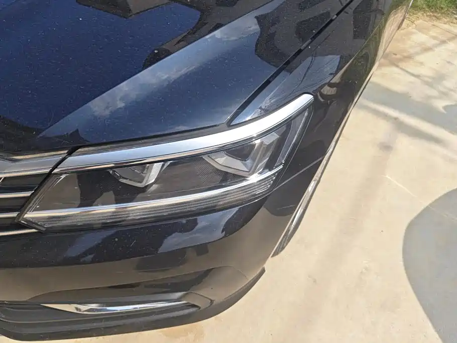 Volkswagen Passat 2016 280TSI DSG Honor Edition